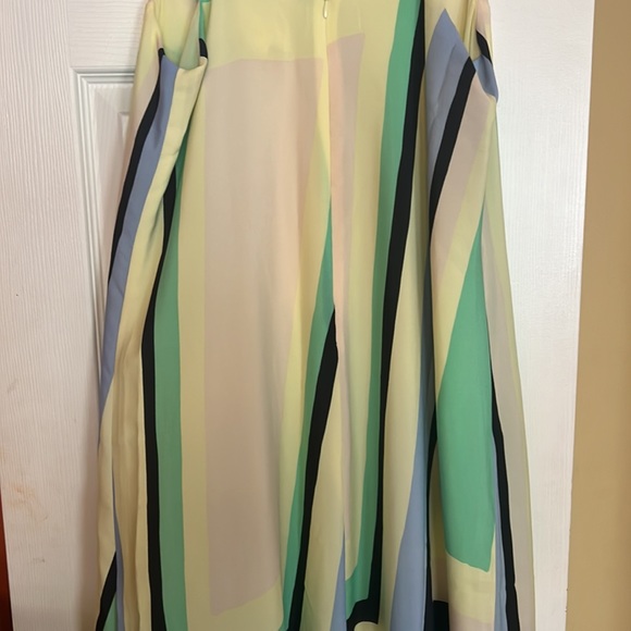 Maeve Maxi Dress - Picture 7 of 8